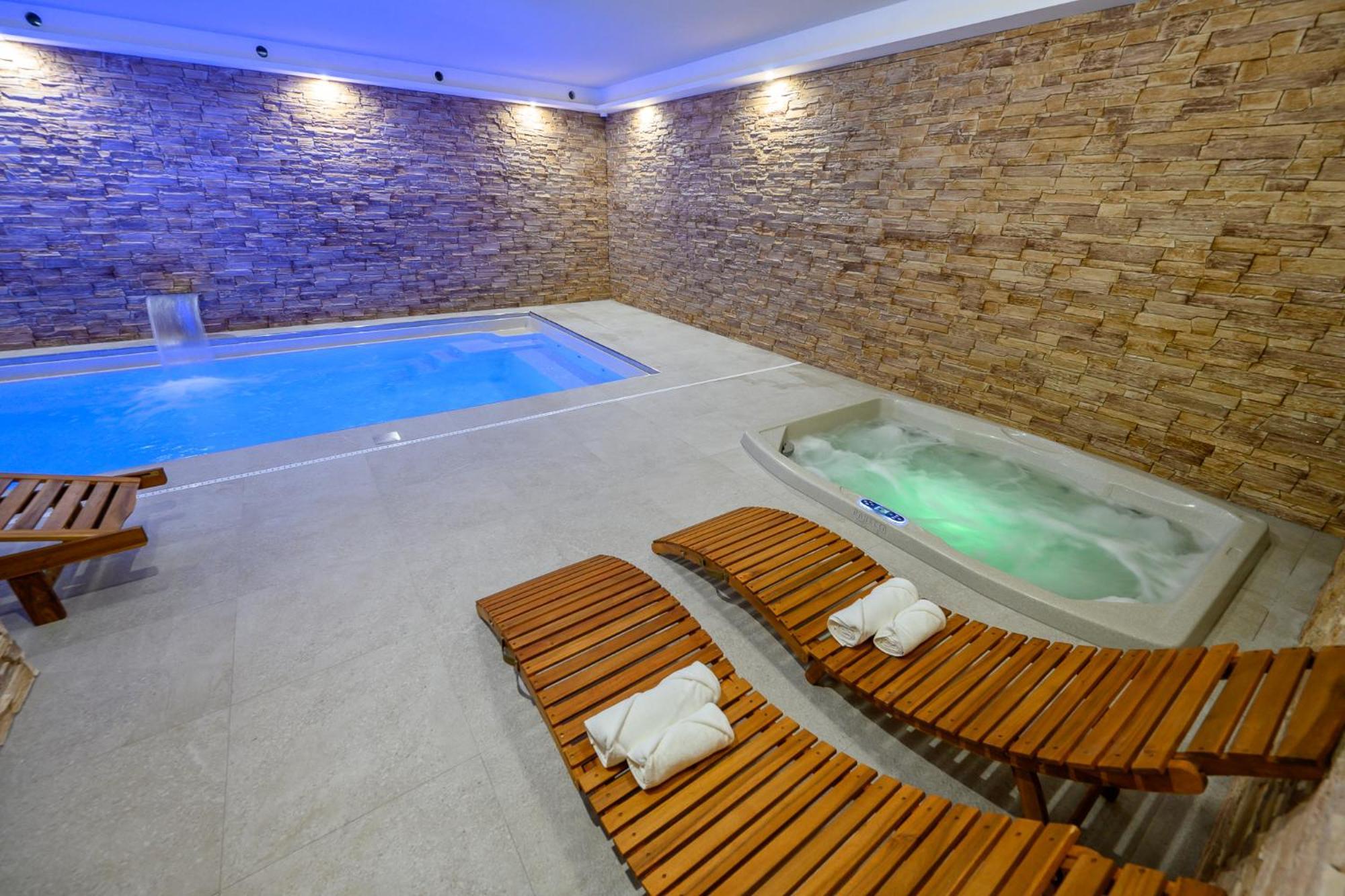 Berg Liptov Hotell Liptovský Mikuláš Exteriör bild